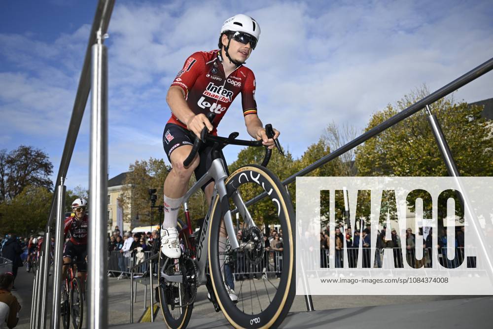 Paris Tours 2026 Cycling Race TOURS, FRANCE - OCTOBER 11 : De Lie Arnaud (BEL) of Lotto - Intermarche during the 120th edition of Paris Tours an UCI ProSeries 1.Pro one day cycling road race for Men Elite of 216.2 km with start in Chartres and finish in Tours on October 11, 2026 in Tours, France, 11 10 2026 ( Motordriver Guy De Vuyst - Tours France