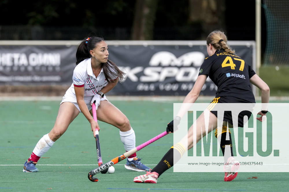 From left: Agostina Lovagnini (TSVMH), 21, Ella Förtsch (HTHC), 47, tackle, game scene, duel, tackle, tackling, dynamism, action, 11 10 2026, Mannheim, Germany, hockey, 1st Bundesliga, women’s, TSV Mannheim Harvestehuder THC