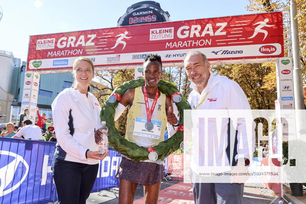RUNNING - Graz Marathon 2026 GRAZ,AUSTRIA,11.OCT.26 - RUNNING - Graz Marathon. Image shows CEO Xenia Daum (Kleine Zeitung), John Maina and Michael Kummerer (MJK). GEPAxpictures xWolfgangxGrebien