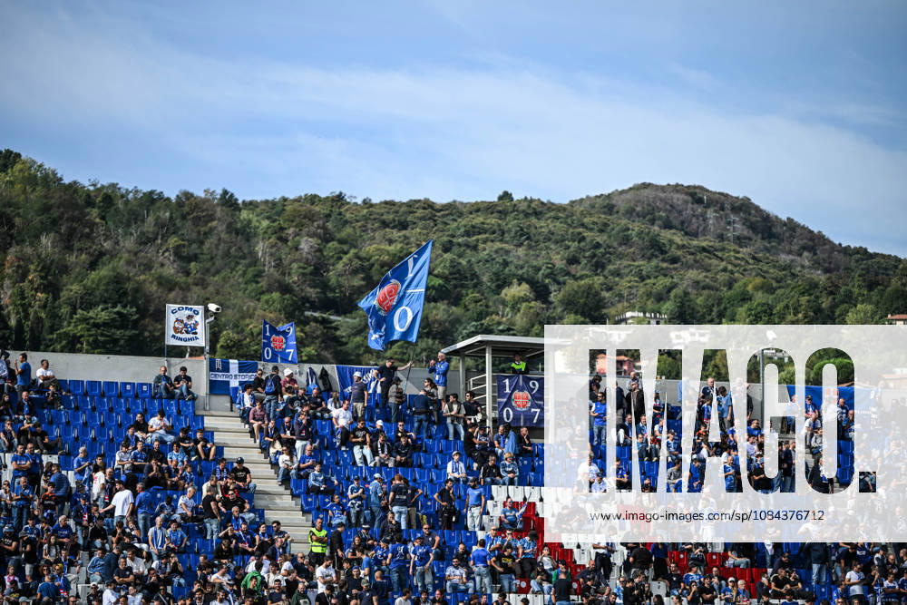 Como Calcio supporters during the Serie A soccer match between Como Calcio and AS Roma at the Giuseppe Sinigaglia stadium in Como, north Italy - October 11, 2026 - Soccer.
