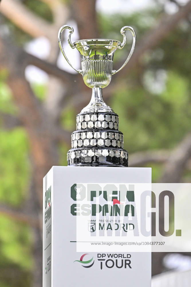 Trophy winner at the SPANISH OPEN during the Open de EspaoÂ±a presented by Madrid at Club de Campo Villa de Madrid on October 11, 2026 in Madrid, Spain. Open GOLF De Spain Presented By Madrid - 10.11.26 (Fourth Day) - ZUMAc312 20261011_zsp_c312_014