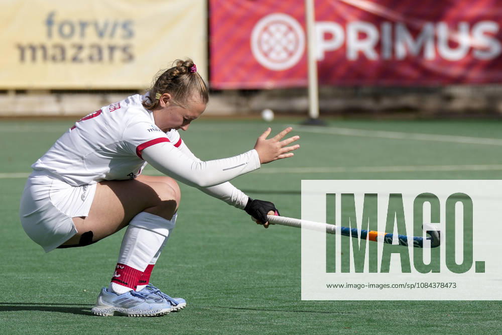 Wiebke Wahlster (TSVMH), looking disappointed, disappointment, frustration, pessimistic, after her penalty shot attempt, player, players from TSV Mannheim Hockey, penalty shootout, penalty shootout, shootout, decision, November 10, 2026, Mannheim, Germany, hockey, 1st Bundesliga, women, TSV Mannheim Harvestehuder THC