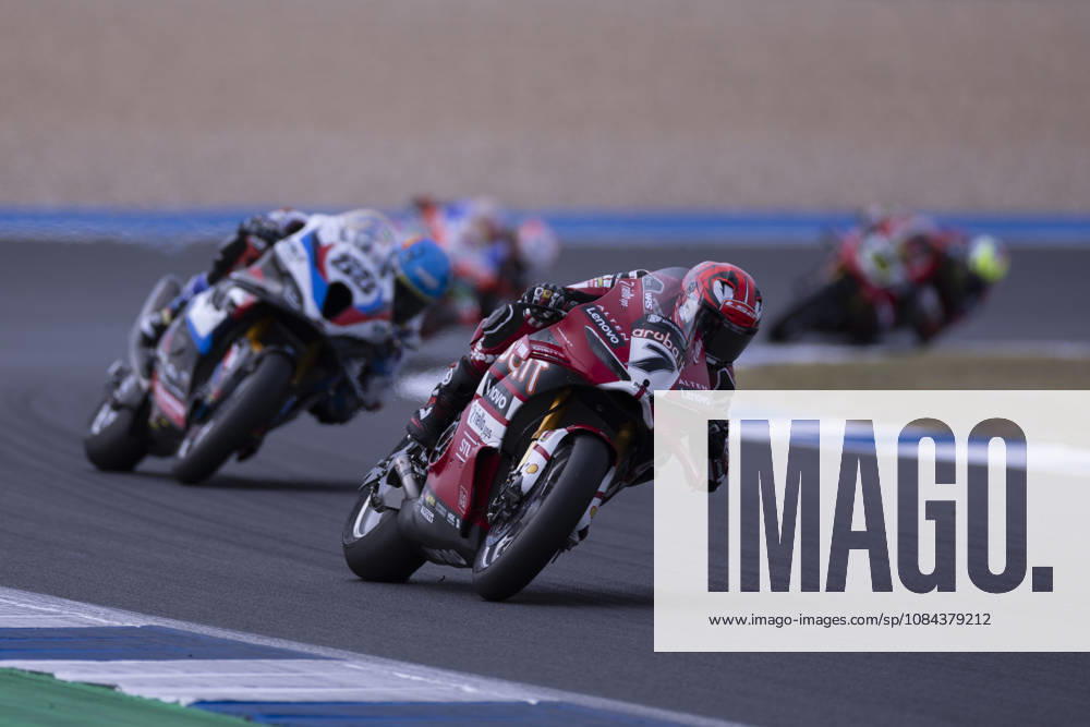 ESTORIL, PORTUGAL - OCTOBER 11: Iker Lecuona of Spain and Aruba.it Racing - Ducati competes during the Superpole Race during day three of the World Superbikes Estoril Round at Circuito Estoril on October 11, 2026 in Estoril, Portugal Cascais Portugal - ZUMAl192 20261011_zsp_l192_062