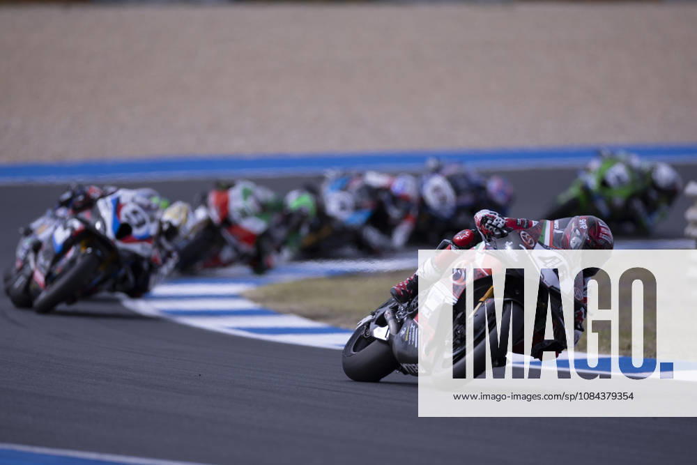 ESTORIL, PORTUGAL - OCTOBER 11: Thomas Bridewell of Great-Britain and Superbike Advocates competes during the Superpole Race during day three of the World Superbikes Estoril Round at Circuito Estoril on October 11, 2026 in Estoril, Portugal Cascais Portugal - ZUMAl192 20261011_zsp_l192_074