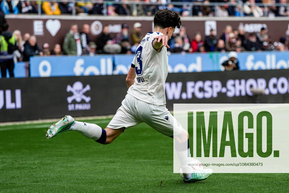 Germany Soccer 2. Bundesliga 2026–27, Matchday 7: FC St. Pauli vs. Karlsruher SC, Millerntor Stadium, Hamburg, St. Pauli, Deniz Oefli, Karlsruher SC, 3, Cutout