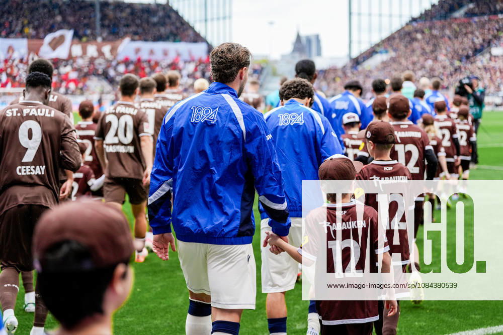Germany Soccer 2. Bundesliga 2026–27, Matchday 7: FC St. Pauli vs. Karlsruher SC at Millerntor Stadium in Hamburg—St. Pauli players entering the field