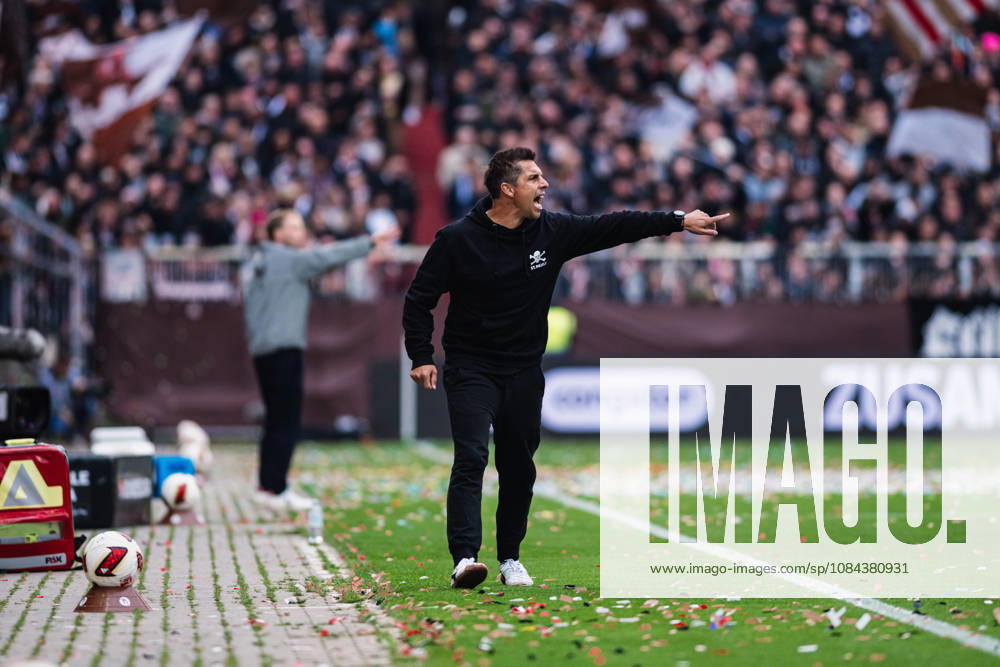 2. Bundesliga: FC St. Pauli vs. Karlsruher SC, October 11, 2026. Marcel Rapp, FC St. Pauli s coach, on the sidelines, calling out, shouting, yelling. Soccer, 2. Bundesliga, Matchday 7: FC St. Pauli vs. Karlsruher SC on October 11, 2026, at Millerntor Stadium, Hamburg. DFL regulations prohibit any use of photographs as image sequences and or quasi-video.