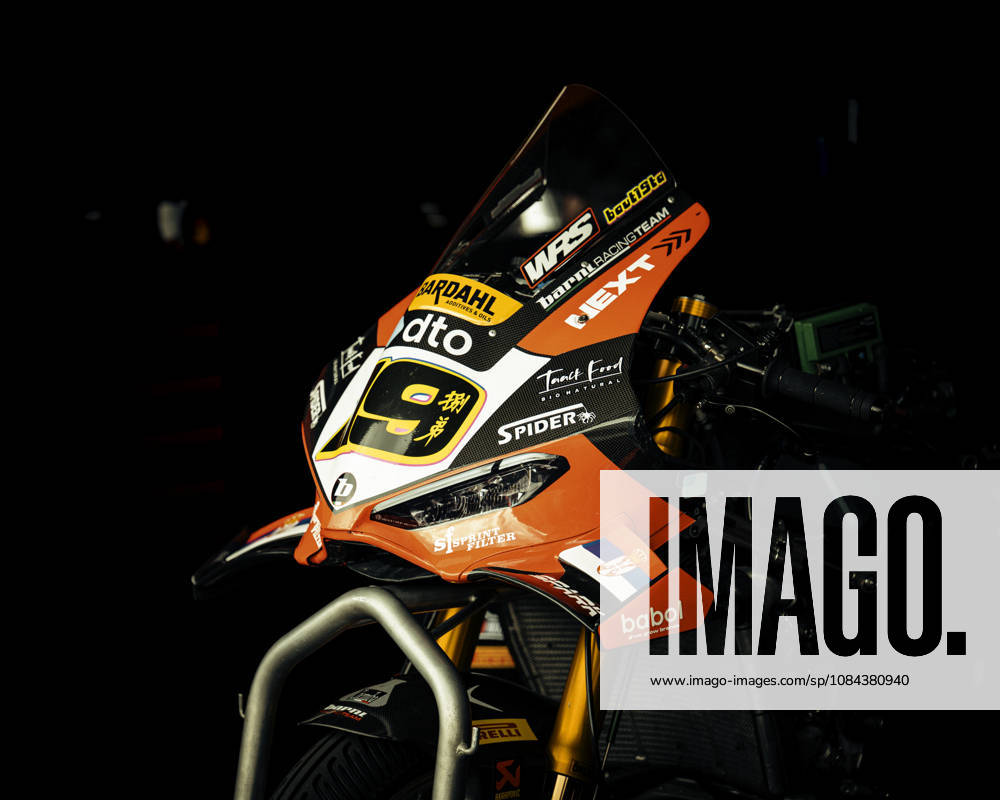 Alvaro Bautista of Barni Spark Racing Team during the Tissot Superpole Race of the FIM Superbike World Championship, WM, Weltmeisterschaft at Circuito Estoril on October 11, 2026 in Cascais, Portugal. Motorsports 2026: WorldSBK - Tissot Estoril Round - ZUMAr200 20261011_zsp_r200_004