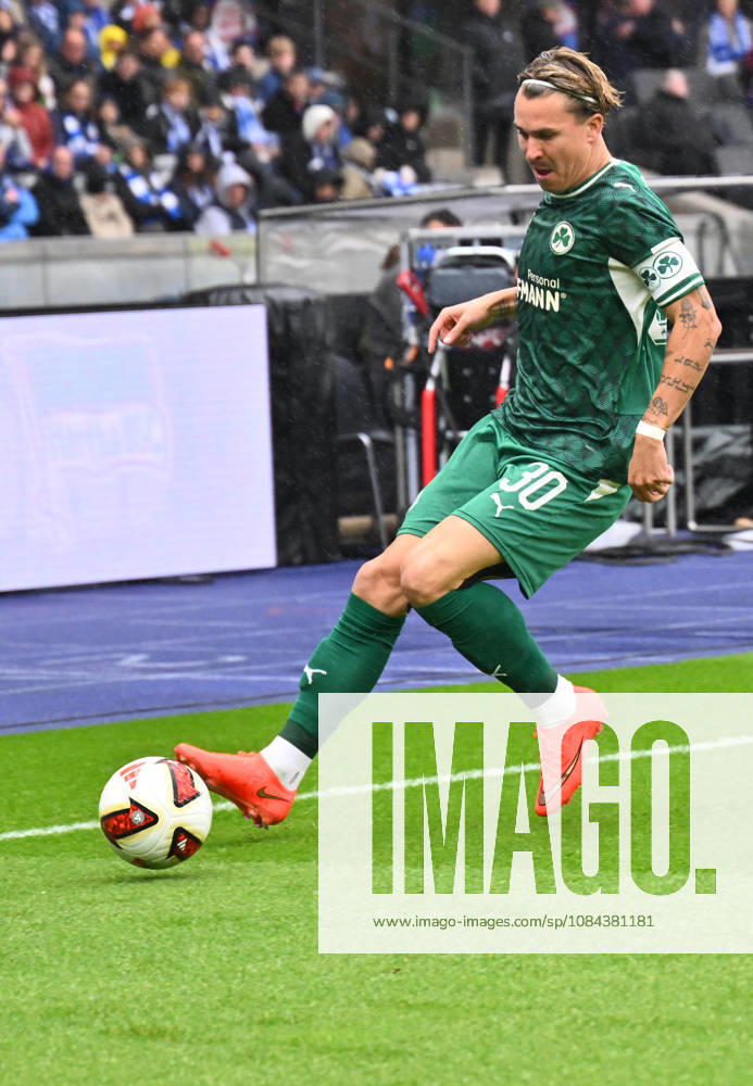 Soccer Season 2026–2027, Matchday 2, Bundesliga, Hertha BSC Berlin vs. SpVgg Greuther Fürth (Kleeblatt), Sports photo by Zink . DFL regulations prohibit any use of photographs as image sequences and or quasi-video; for editorial use only for editorial use only. Felix Klaus 30, SpVgg Greuther Fürth