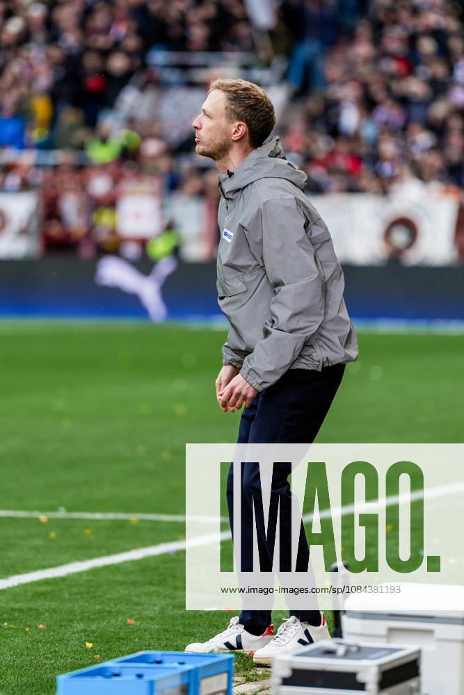 Germany Soccer 2. Bundesliga 2026–27, Matchday 7: FC St. Pauli vs. Karlsruher SC, Millerntor Stadium, Hamburg, St. Pauli, Maximilian Senft, Karlsruher SC, Coach