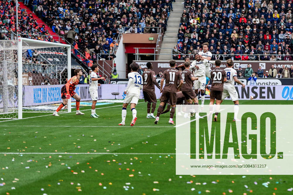 Germany Soccer 2. Bundesliga 2026–27, Matchday 7: FC St. Pauli vs. Karlsruher SC at Millerntor Stadium in Hamburg; St. Pauli s goal against KSC was disallowed