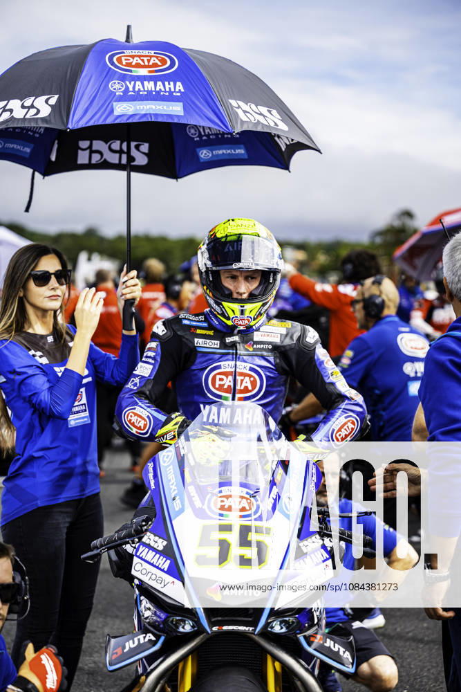 Andrea Locatelli of PATA Maxus Yamaha during the Tissot Superpole Race of the FIM Superbike World Championship, WM, Weltmeisterschaft at Circuito Estoril on October 11, 2026 in Cascais, Portugal. Cascais Portugal - ZUMAr200 20261011_zsp_r200_021