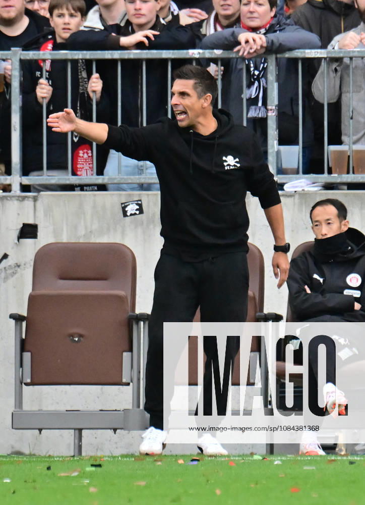 GER Soccer, Men, 2nd Division, Matchday 5, 2026–2027 Season, Hamburg, FC St. Pauli vs. Karlsruher SC, Coach Marcel Rapp, Pauli, DFB, DFL regulations prohibit any use of photographs as image sequences and or quasi-video, Hamburg, Millerntorstadion, Hamburg, Germany