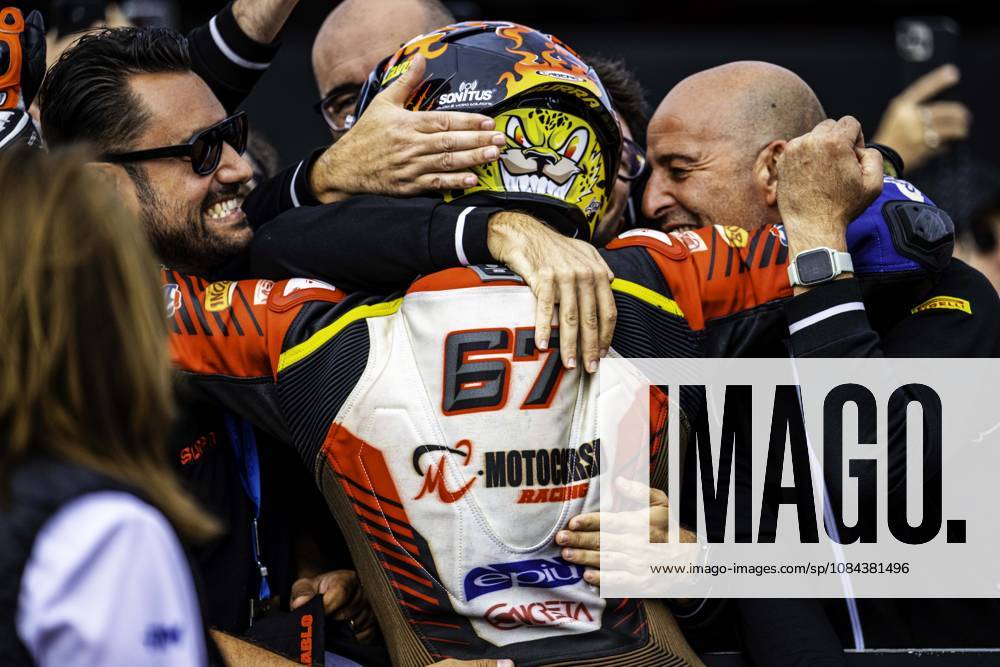 Alberto Surra of Motocorsa Racing iafter finishing third during the Tissot Superpole Race of the FIM Superbike World Championship, WM, Weltmeisterschaft at Circuito Estoril on October 11, 2026 in Cascais, Portugal. Motorsports 2026: WorldSBK - Tissot Estoril Round - ZUMAr200 20261011_zsp_r200_057
