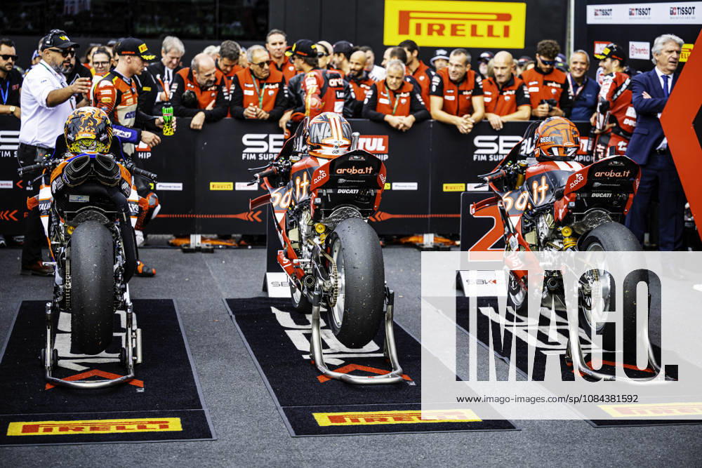 The Podium during the Tissot Superpole Race of the FIM Superbike World Championship, WM, Weltmeisterschaft at Circuito Estoril on October 11, 2026 in Cascais, Portugal. Cascais Portugal - ZUMAr200 20261011_zsp_r200_044