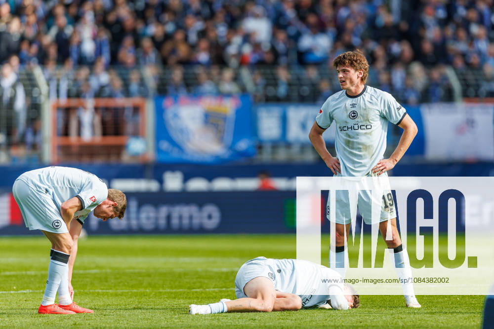 Joel Grodowski of DSC Arminia Bielefeld was injured during the 2. Bundesliga match between VfL Bochum and Arminia Bielefeld, Ruhrstadion on October 11, 2026, in Bochum, Germany. Photo by Mario Hommes, DeFodi Images. Joel Grodowski of DSC Arminia Bielefeld was injured during the 2. Bundesliga match between VfL Bochum and Arminia Bielefeld at Vonovia Ruhrstadion on October 11, 2026 in Bochum, Germany. Photo by Mario Hommes, DeFodi Images. DFB and DFL regulations prohibit any use of photographs as image sequences and or quasi-video. Photo by Mario Hommes, DeFodi Images.