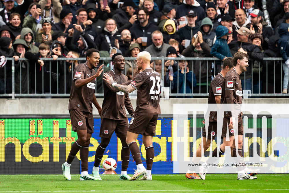 Goal to make it 1–0: Abdoulie Ceesay (FC St. Pauli), 09, celebrates with Youssoupha Niang (FC St. Pauli), 07, Louis Oppie (FC St. Pauli), 23, and Connor Metcalfe (FC St. Pauli), 24, GER, FC St. Pauli vs. Karlsruher SC, soccer, 2. Bundesliga, Matchday 7, 2026–2027 season, October 11, 2026 DFL regulations prohibit any use of photographs as image sequences and or quasi-video GER, FC St. Pauli vs. Karlsruher SC, soccer, 2. Bundesliga, Matchday 7, 2026–2027 season, October 11, 2026, Hamburg