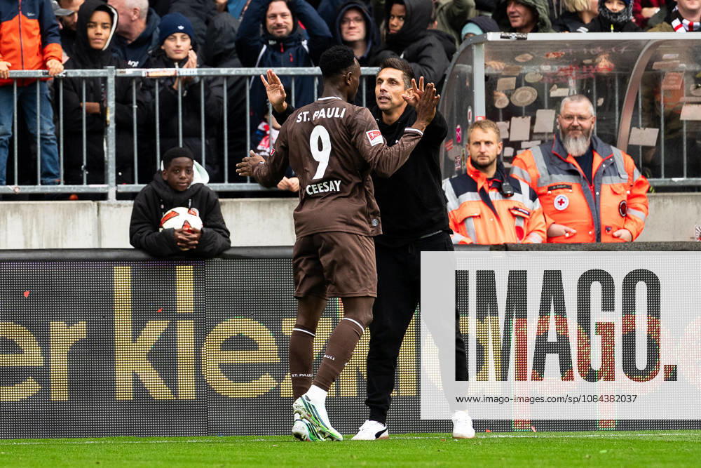 Goal: 1-0 Abdoulie Ceesay (FC St. Pauli), 09 celebrates with Marcel Rapp (FC St. Pauli), Coach, GER, FC St. Pauli vs. Karlsruher SC, Soccer, 2. Bundesliga, Matchday 7, 2026–2027 Season, October 11, 2026 DFL regulations prohibit any use of photographs as image sequences and or quasi-video, GER, FC St. Pauli vs. Karlsruher SC, soccer, 2. Bundesliga, Matchday 7, 2026–2027 season, October 11, 2026, Hamburg