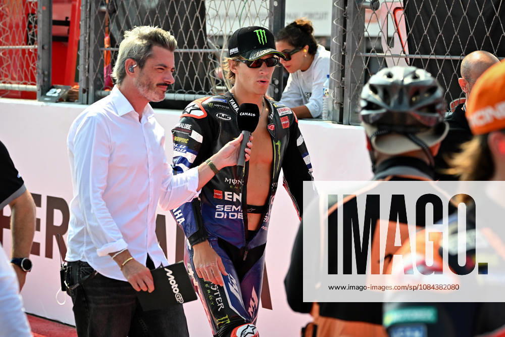 MOTO - MOTO GP - GRAND PRIX OF INDONESIA 2026 QUARTARARO Fabio (fra), Monster Energy Yamaha MotoGP Team, Yamaha YZR-M1, portrait with Canal + journalist Deremble Jules during the 2026 MotoGP Pertamina Grand Prix of Indonesia on the Mandalika circuit from October 9 to 11, at West Nusa Tenggara, Indonesia - West Nusa TenggaraIndonesia