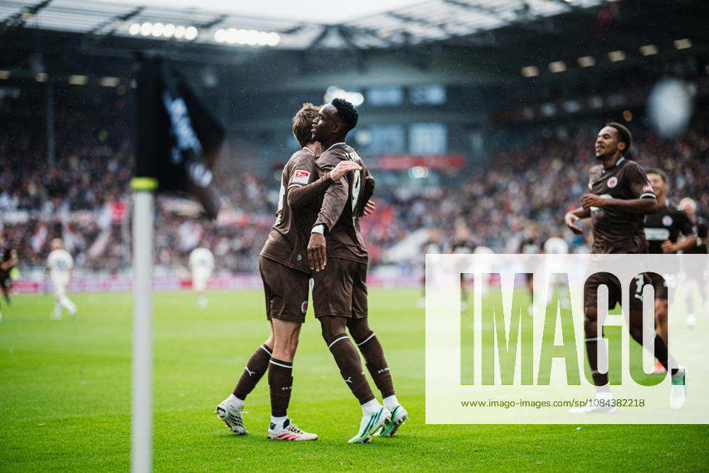 2. Bundesliga: FC St. Pauli vs. Karlsruher SC, October 11, 2026 – Goal, celebration by Abdoulie Ceesay (FC St. Pauli), 9–1 Soccer, 2. Bundesliga, Matchday 7: FC St. Pauli vs. Karlsruher SC on October 11, 2026, at Millerntor Stadium, Hamburg. DFL regulations prohibit any use of photographs as image sequences and or quasi-video.