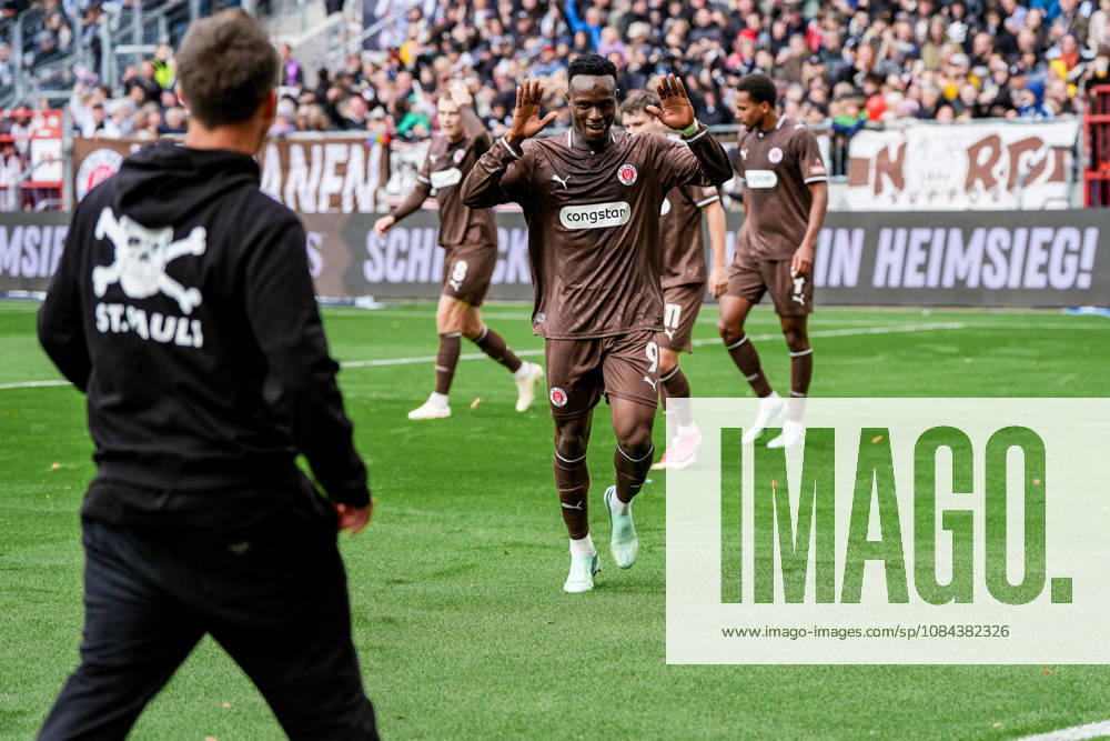 Germany Soccer 2. Bundesliga 2026–27, Matchday 7: FC St. Pauli vs. Karlsruher SC at Millerntor Stadium, Hamburg. St. Pauli 1–0. Goal for FC St. Pauli by Abdoulie Ceesay. FC St. Pauli, 9, Marcel Rapp. FC St. Pauli, Coach