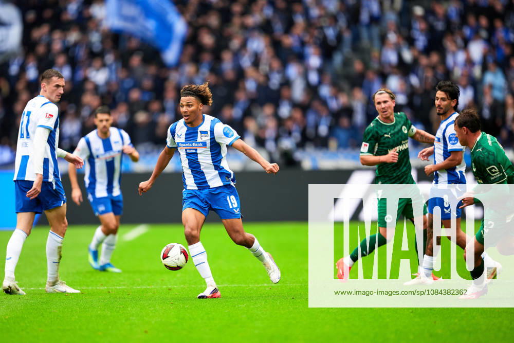 Oluwaseun Victor Adewumi, Hertha BSC, 19, GER, Hertha BSC vs. SPVGG Greuther Fürth, 2. Bundesliga, 2026–27 season, Matchday 7, October 11, 2026 DFL regulations prohibit any use of photographs as image sequences and or quasi-video GER, Hertha BSC vs. SPVGG Greuther Fürth, 2. Bundesliga, 2026–27 season, Matchday 7, October 11, 2026, Berlin