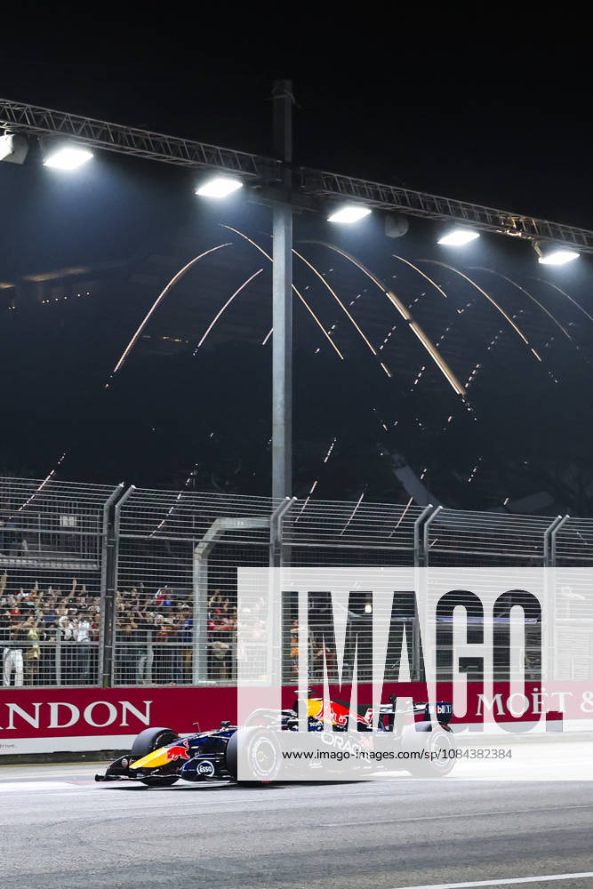 F1 - SINGAPORE GRAND PRIX 2026 03 VERSTAPPEN Max (nld), Red Bull Racing Ford RB22, action during the 2026 Formula 1 Singapore Grand Prix, 17th round of the 2026 Formula One World Championship, WM, Weltmeisterschaft from October 9 to 11, 2026 on the Marina Bay Street Circuit, in Singapore, Singapore - SingaporeSingapore