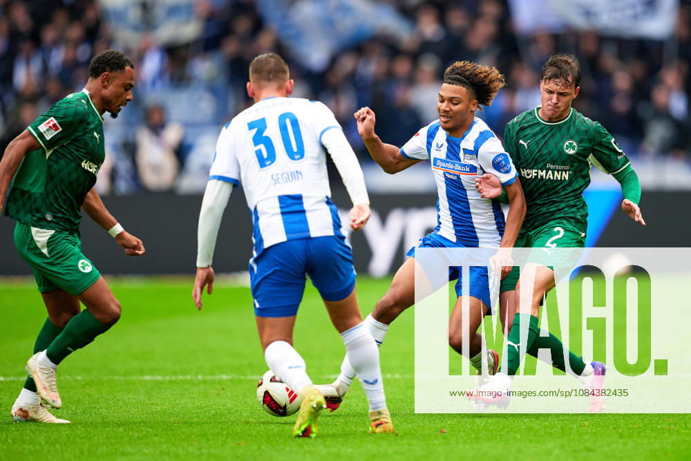 Oluwaseun Victor Adewumi, Hertha BSC, 19; Lukas Reich, Greuther Fürth, 02; Paul Seguin, Hertha BSC, 30; GER; Hertha BSC vs. SPVGG Greuther Fürth, 2. Bundesliga, 2026–27 season, Matchday 7, October 11, 2026 DFL regulations prohibit any use of photographs as image sequences and or quasi-video GER, Hertha BSC vs. SPVGG Greuther Fürth, 2. Bundesliga, 2026–27 Season, Matchday 7, October 11, 2026, Berlin