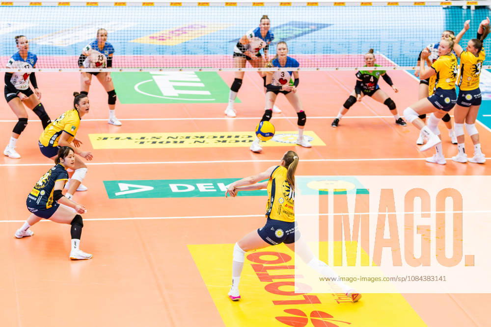 GER, Volleyball, Dekra 1st Division, Women, Season 26–27, Regular Season, VfB Suhl Lotto Thuringia Skurios Volleys Borken Lucia Herdova VfB Suhl Lotto Thuringia 98527 Suhl Wolfsgrube Sports Hall Thuringia Germany
