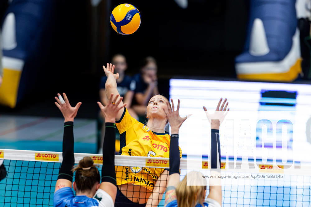 GER, Volleyball, Dekra 1st Division, Women, 2026–2027 Season, Regular Season, VfB Suhl Lotto Thuringia Skurios Volleys Borken Hannah Hartmann VfB Suhl Lotto Thuringia, Liza Kastrup Skurios Volleys Borken, Doreen Luther Skurios Volleys Borken 98527 Suhl Wolfsgrube Sports Hall Thuringia Germany