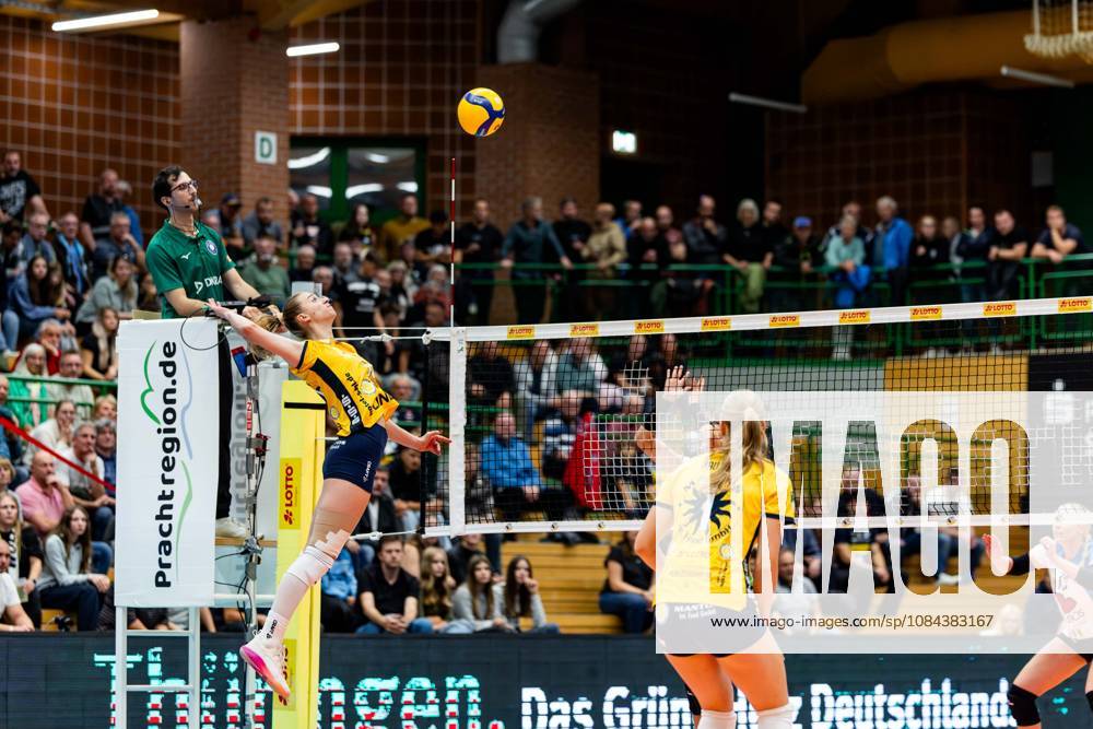 GER, Volleyball, Dekra 1st Division, Women, Season 26–27, Regular Season, VfB Suhl Lotto Thuringia Skurios Volleys Borken Lucia Herdova VfB Suhl Lotto Thuringia 98527 Suhl Wolfsgrube Sports Hall Thuringia Germany