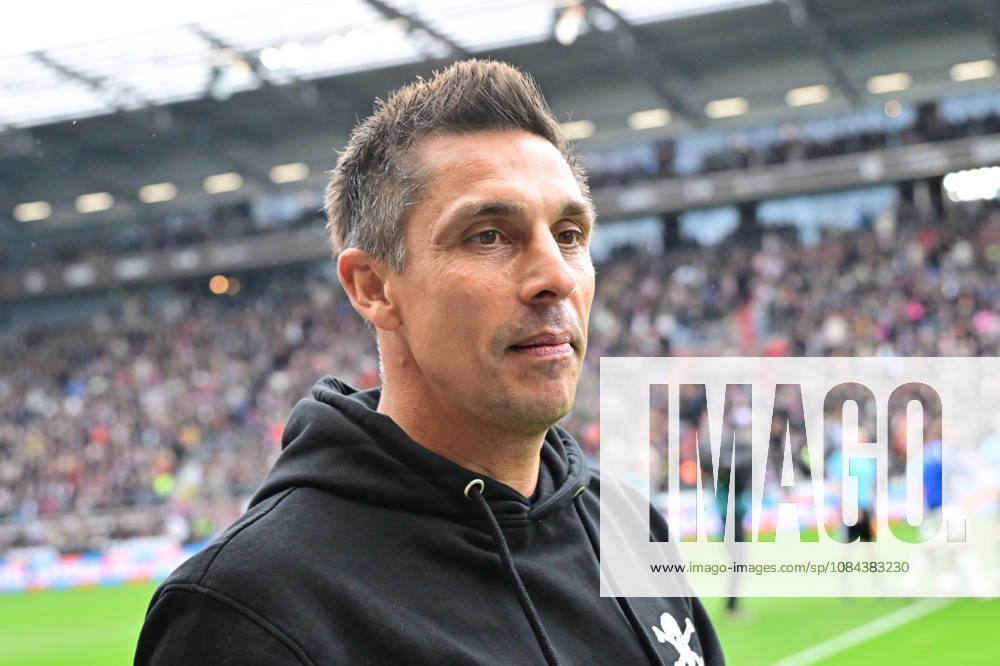 GER Soccer, Men, 2nd Division, Matchday 5, 2026–2027 Season, Hamburg, FC St. Pauli vs. Karlsruher SC, Coach Marcel Rapp, Pauli, DFB, DFL regulations prohibit any use of photographs as image sequences and or quasi-video, Hamburg, Millerntorstadion, Hamburg, Germany