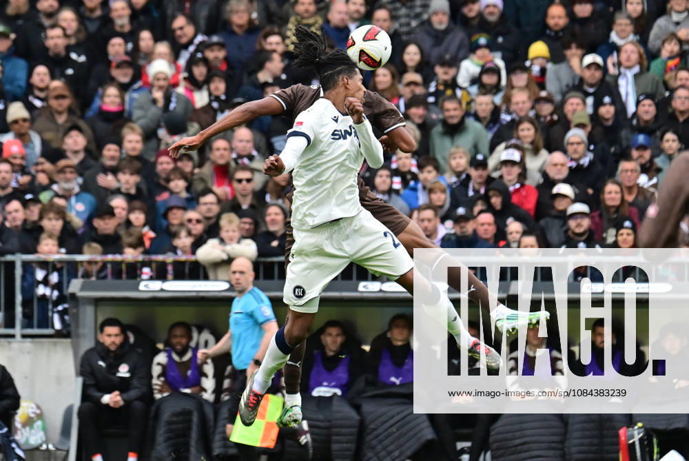 GER Soccer, Men, 2nd Division, Matchday 5, 2026–2027 Season, Hamburg, FC St. Pauli vs. Karlsruher SC Lars Ritzka (Pauli 21) tries to get the better of Sandro (Karlsruhe 24) DFB and DFL regulations prohibit any use of photographs as image sequences and or quasi-video Hamburg Millerntorstadion Hamburg, Germany