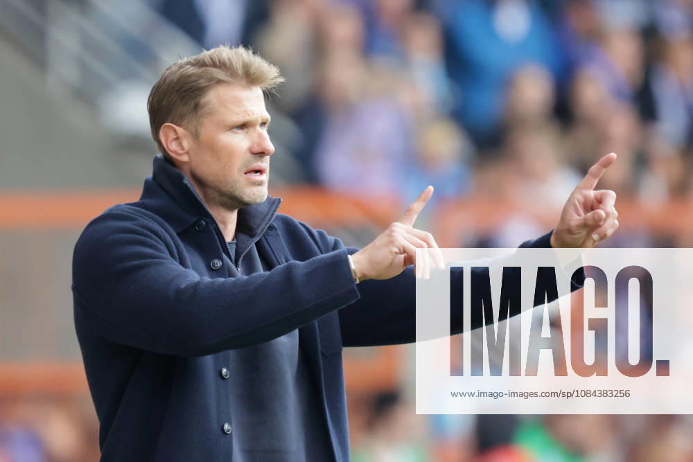 Soccer, 2. Bundesliga, VfL Bochum vs. Arminia Bielefeld, Referee: Oliver Kirch, Arminia Bielefeld vs. Bochum