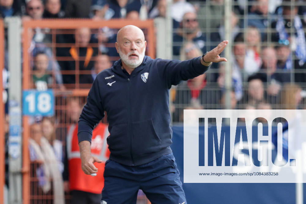 Soccer, 2. Bundesliga, VfL Bochum vs. Arminia Bielefeld, Coach: Uwe Rösler, VfL Bochum, Bochum