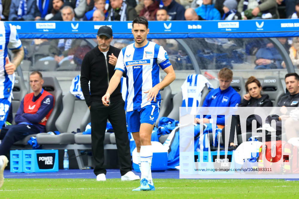Germany, Soccer, 2. Bundesliga, Matchday, 2026–2027 Season, Berlin Olympic Stadium, Hertha BSC vs. Greuther Fürth Head Coach Stefan Leitl, Hertha BSC Berlin; Josip Brekalo, Hertha BSC Berlin 7:2 League. DFB and DFL regulations prohibit any use of photographs as image sequences and or quasi-video. nordphoto GmbH, Engler, Berlin, Berlin Olympic Stadium, Berlin, Germany