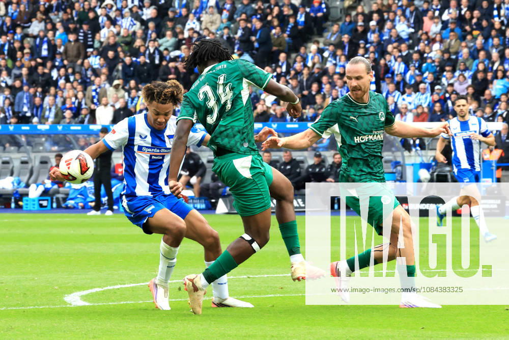 Germany, Soccer, 2. Bundesliga, Matchday, 2026–2027 Season, Berlin Olympic Stadium, Hertha BSC vs. Greuther Fürth Oluwaseum Victor Adewumi Hertha BSC Berlin 19, Jannis Heuer, Greuther Fürth 22, HENDRY BLANK, Greuther Fürth 34. 2. Bundesliga. DFB and DFL regulations prohibit any use of photographs as image sequences and or quasi-video. nordphoto GmbH, Engler, Berlin, Berlin Olympic Stadium, Berlin, Germany