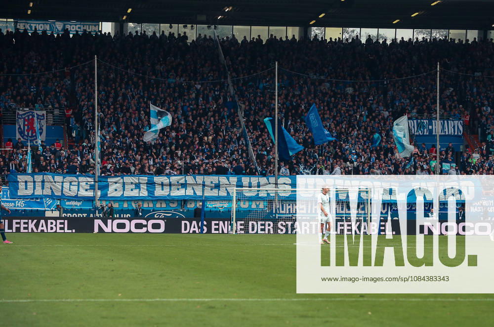 Germany Soccer 2. Bundesliga 2026–2027, Matchday 7: VfL Bochum vs. Arminia Bielefeld at Vonovia Ruhrstadion in Bochum. Fan protest in the East Stand: VfL Bochum supporters are holding up banners demanding an earlier renovation of the stand and criticizing, among other things, the City of Bochum’s communication, the police presence in the fan section, and the 10-euro top match surcharge. Bochum, Vonovia Ruhrstadion, Germany