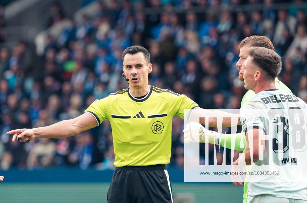 German Soccer 2. Bundesliga 2026–2027, Matchday 7: VfL Bochum vs. Arminia Bielefeld at Vonovia Ruhrstadion in Bochum; Referee: Konrad Oldhafer