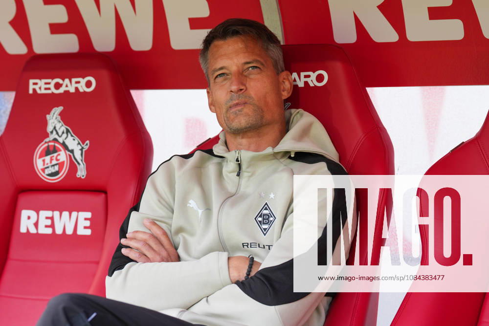 Men s, Soccer, Bundesliga 1, 1. FC Köln vs. Borussia Mönchengladbach, 2026–2027 season, RheinEnergieSTADION Alexander Blessin, Head Coach of Borussia Mönchengladbach. DFB regulations prohibit any use of photographs as image sequences and or quasi-video.