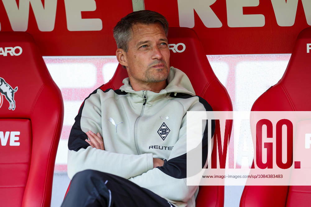 1 Bundesliga 26 27 1 FC Cologne vs. Borussia Mönchengladbach on October 11, 2026, at the RheinEnergieSTADION in Cologne; Coach: Alexander Blessin, Mönchengladbach MH