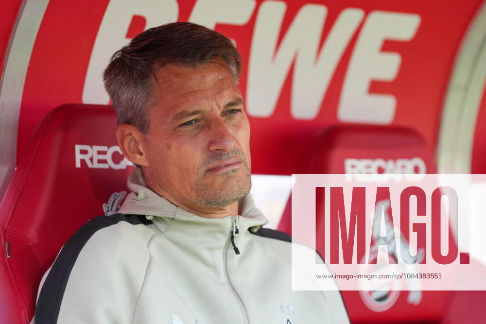 Men s, Soccer, Bundesliga 1, 1. FC Köln vs. Borussia Mönchengladbach, 2026–2027 season, RheinEnergieSTADION Alexander Blessin, Head Coach of Borussia Mönchengladbach. DFB regulations prohibit any use of photographs as image sequences and or quasi-video.