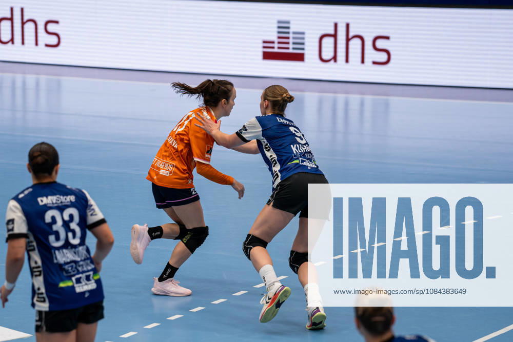 HSG Blomberg Lippe GER vs. Odense Handbold DEN, Handball, EHF Champions League Women, Group Stage, October 11, 2026, 2026–2027 Season, Lemgo’s Anna Vyakhireva of Odense Handbold, 13, and Nieke Kuehne of HSG Blomberg Lippe, 09, in a one-on-one battle at the Lemgo Phoenix Contact Arena in Germany