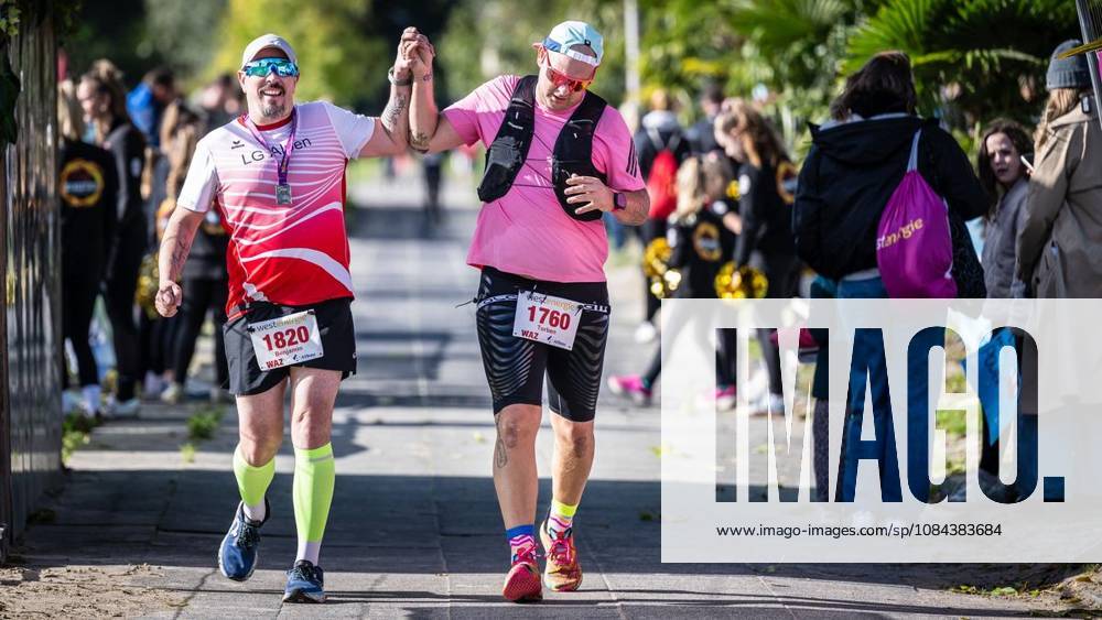 Marathon at Lake Baldeney in Essen ** FOR ** **On Sunday morning, October 11, 2026, approximately 1,800 runners will set out on a course of just over 18 kilometers around the lake as part of the supporting program for the marathon at Lake Baldeney. Germany NRW Essen Copyright MartinxMöller