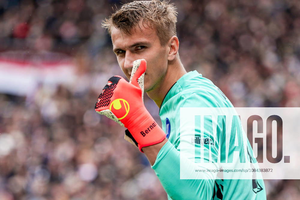 Germany Soccer 2. Bundesliga 2026–27, Matchday 7: FC St. Pauli vs. Karlsruher SC, Millerntor Stadium, Hamburg, St. Pauli, Hans Christian Bernat, Karlsruher SC, 1, Cutout