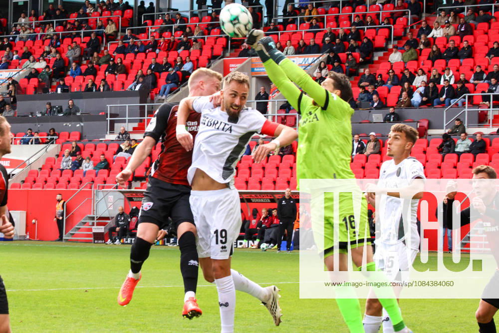 Goalkeeper Florian Stritzel of SV Wehen Wiesbaden, No. 16, receives support here from Florian Huebner of SV Wehen Wiesbaden, No. 19, during the match between FC Ingolstadt 04 and SV Wehen Wiesbaden on October 11, 2026, DFB regulations prohibit any use of photographs as image sequences and or quasi-video. GER, Soccer, 3. Liga, Matchday 8, FC Ingolstadt 04 vs. SV Wehen Wiesbaden, October 11, 2026, Audi Sportpark Ingolstadt