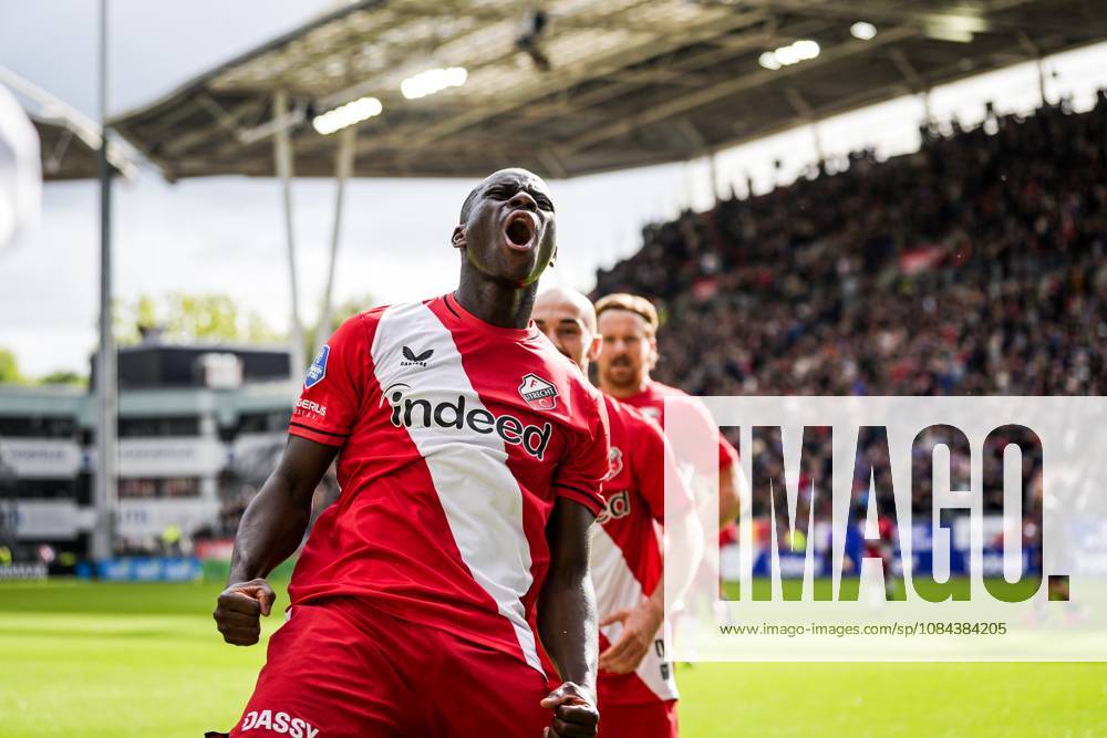 UTRECHT - Yoann Cathline of FC Utrecht celebrates the 1-0 during the Dutch Eredivisie match between FC Utrecht and Willem II at Galgenwaard Stadium on October 11, 2026, in Utrecht, the Netherlands. TOBIAS KLEUVER ANP Eredivisie 2026 27 ANPxSportx IVx 572125344 originalFilename: 572125344