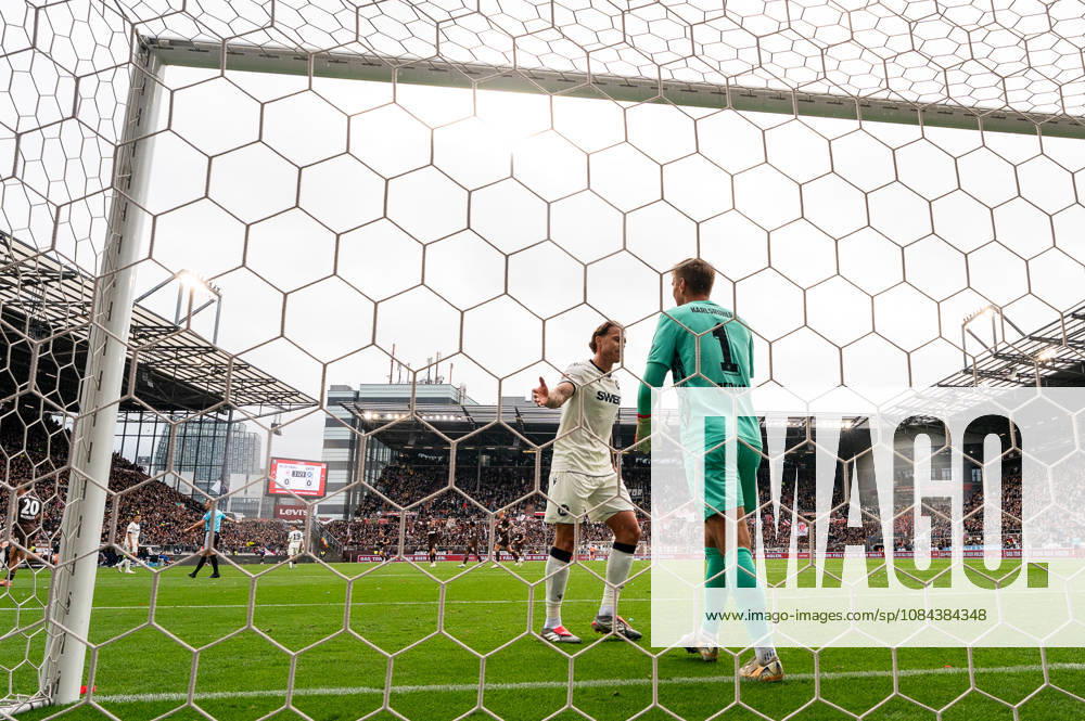 Christoph Kobald (Karlsruher SC, 22) and goalkeeper Hans Christian Bernat (Karlsruher SC, 01) after Abdoulie Ceesay (FC St. Pauli, 09, GER) scored the 1-0 goal, FC St. Pauli vs. Karlsruher SC, soccer, 2. Bundesliga, Matchday 7, 2026–2027 season, October 11, 2026 DFL regulations prohibit any use of photographs as image sequences and or quasi-video, GER, FC St. Pauli vs. Karlsruher SC, Soccer, 2. Bundesliga, Matchday 7, 2026–2027 Season, October 11, 2026, Hamburg