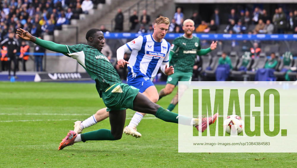 Soccer Season 2026–2027, Matchday 2, Bundesliga, Hertha BSC Berlin vs. SpVgg Greuther Fürth (Kleeblatt), Sports photo by Zink . DFL regulations prohibit any use of photographs as image sequences and or quasi-video; for editorial use only. for editorial use only. Omar Sillah, 42, of SpVgg Greuther Fürth scores a goal; the goal is disallowed following a VAR review.
