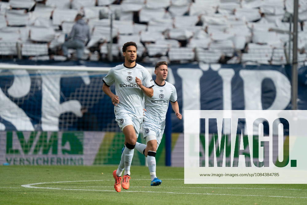 Bochum, Germany October 11, 2026 2. Bundesliga 2026–2027 Matchday 7 VfL Bochum 1848 vs. DSC Arminia Bielefeld Pictured from left: Joel Felix (DSC) and Marius Wörl (DSC). DFL and DFB regulations prohibit any use of photographs as image sequences and or quasi-video